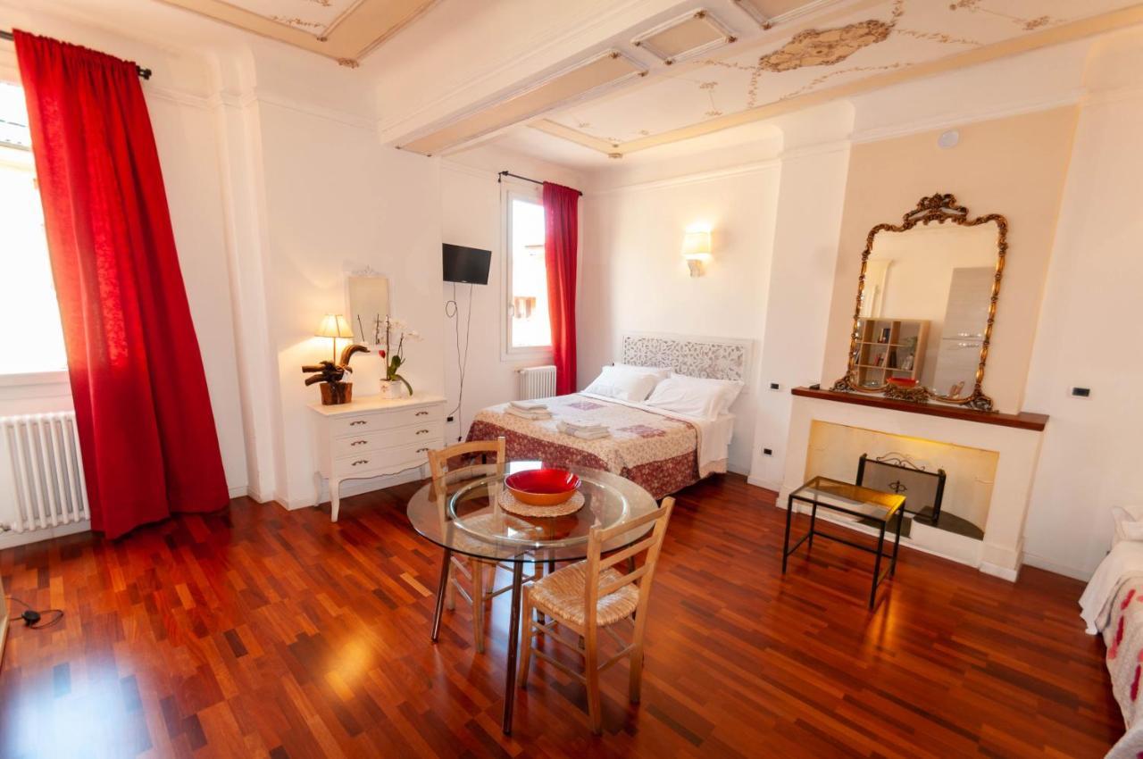 Porta Antica Apartment Bologna Buitenkant foto